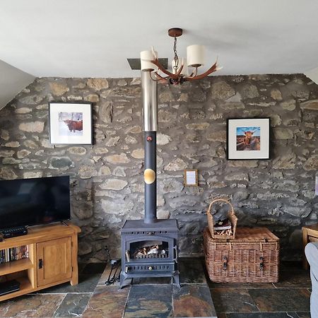 Dalnoid Cottages & Treehouses Nr Glenshee ภายนอก รูปภาพ
