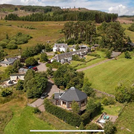 Dalnoid Cottages & Treehouses Nr Glenshee ภายนอก รูปภาพ
