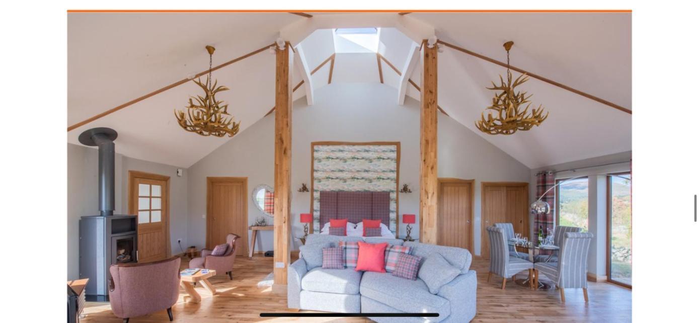 Dalnoid Cottages & Treehouses Nr Glenshee ภายนอก รูปภาพ