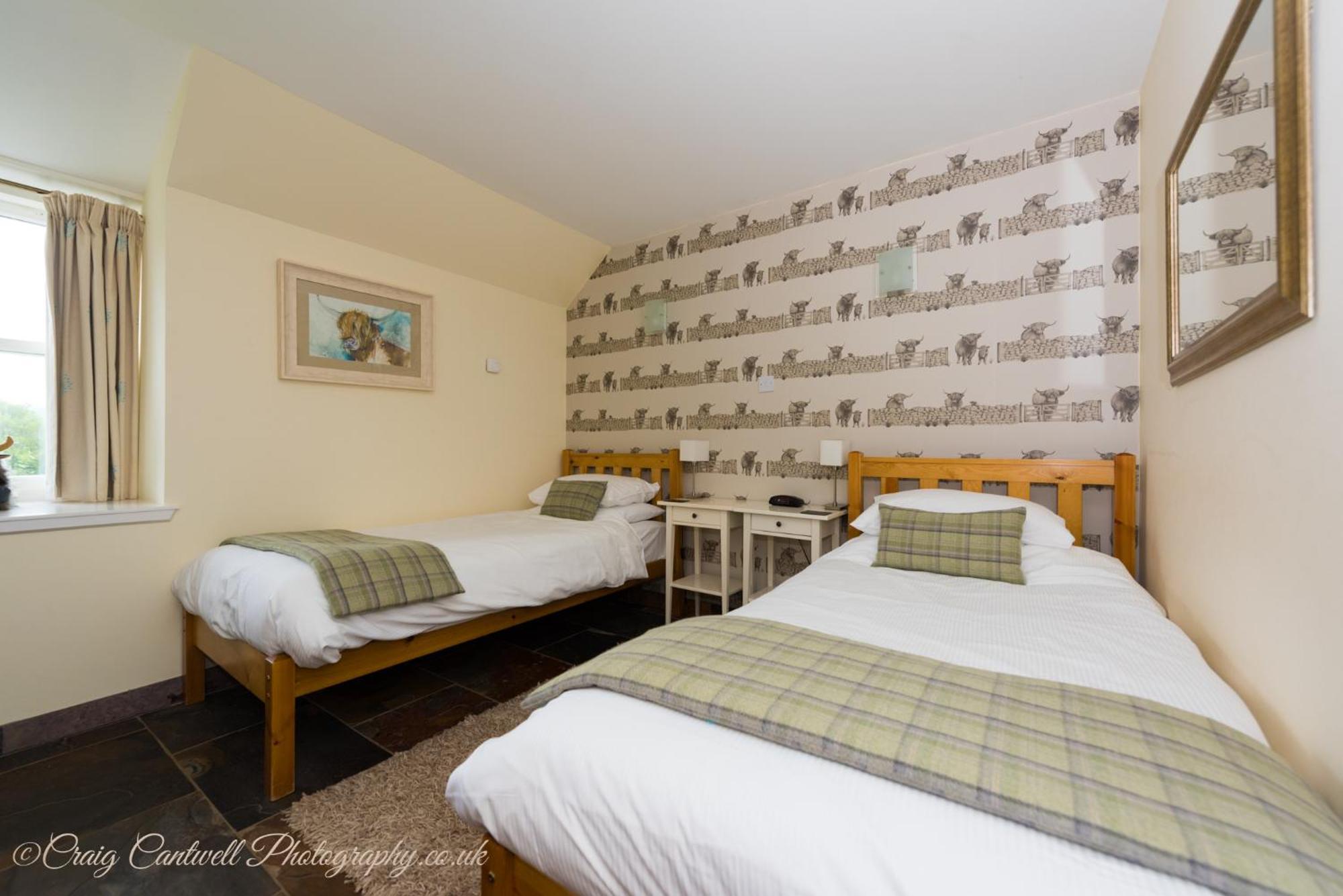 Dalnoid Cottages & Treehouses Nr Glenshee ภายนอก รูปภาพ