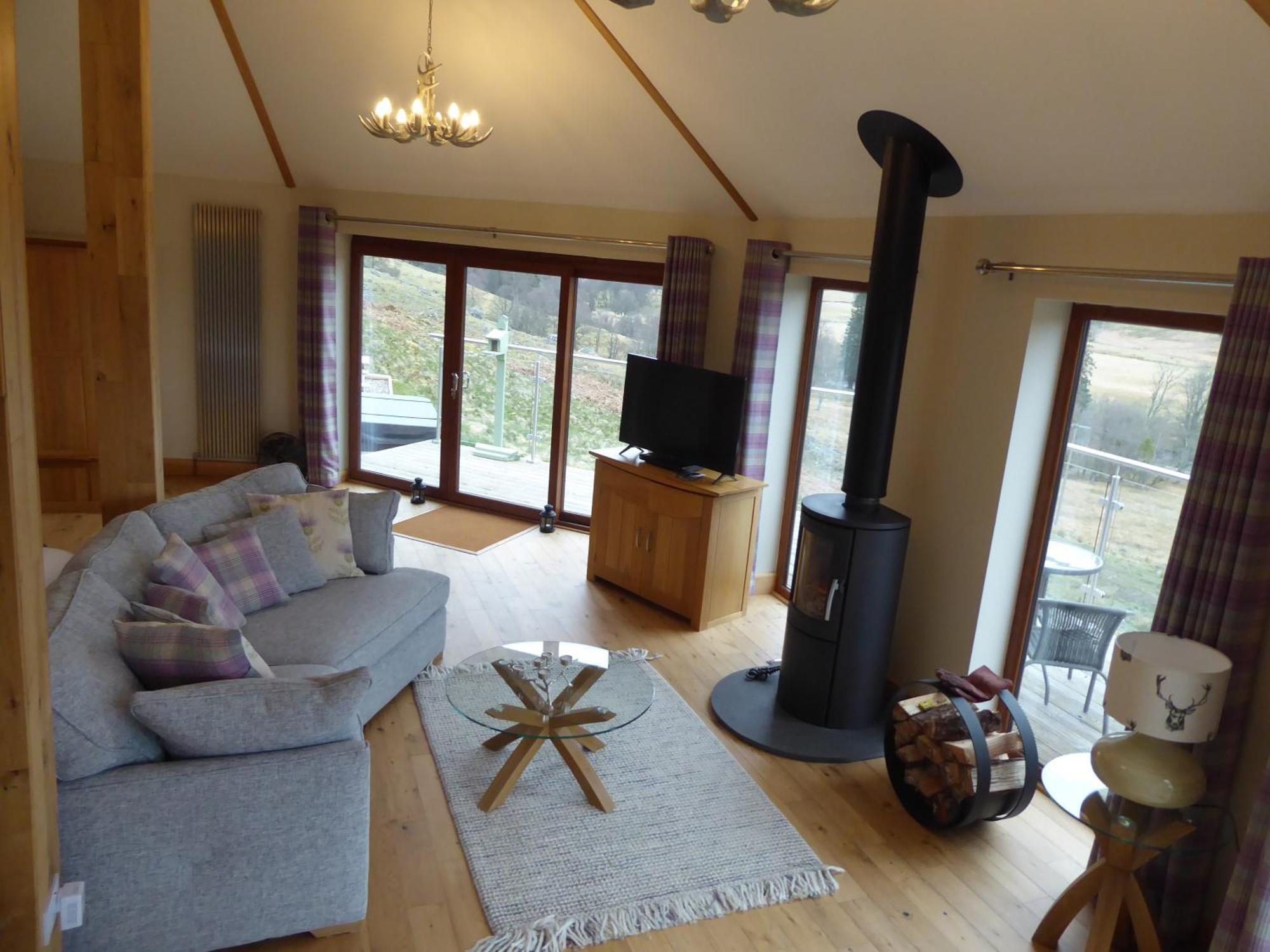 Dalnoid Cottages & Treehouses Nr Glenshee ภายนอก รูปภาพ