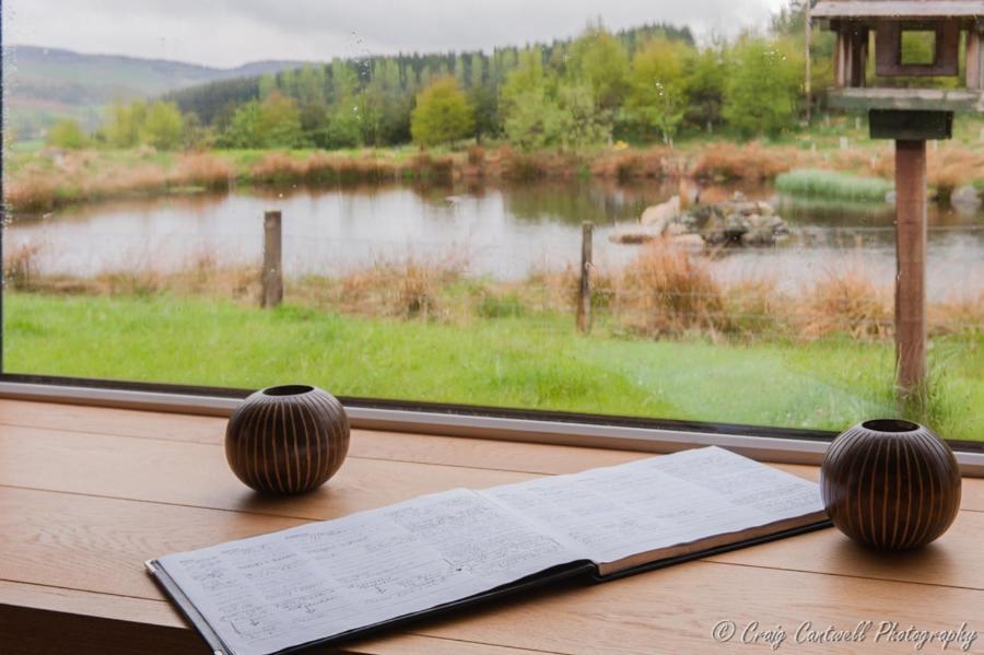 Dalnoid Cottages & Treehouses Nr Glenshee ภายนอก รูปภาพ